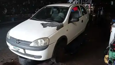 Здавання транспортного засобу opel corsa c club року 2002 потужний y17dtl