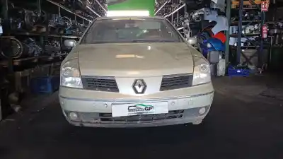 Sloopvoertuig RENAULT VEL SATIS (BJ0) Privilege van het jaar 2006 aangedreven G9T