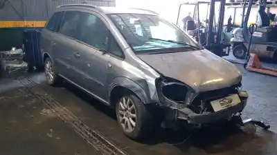 Sloopvoertuig opel zafira b cosmo van het jaar 2005 aangedreven z19dt