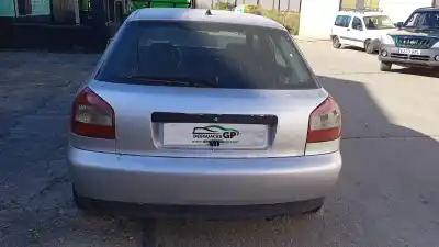 Veículo de Sucata audi                                               a3 (8l)                                                                                                                                                                                                                                                    1.9 tdi ambiente                                                                                                                                                                                                                                           do ano 2004 alimentado asz