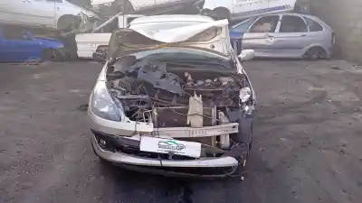 Veicolo di demolizione renault clio iii exception dell'anno 2006 alimentato d4f740