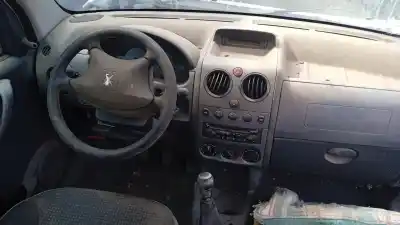 Veicolo di demolizione peugeot partner (s2) combi plus dell'anno 2006 alimentato rhy