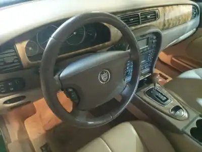 Здавання транспортного засобу jaguar s-type 2.7 v6 diesel cat року 2005 потужний 7g
