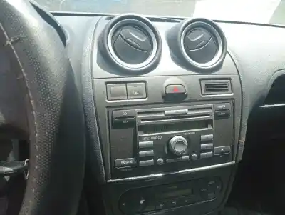 Veículo de Sucata ford fiesta (cbk) ambiente do ano 2007 alimentado f6jb