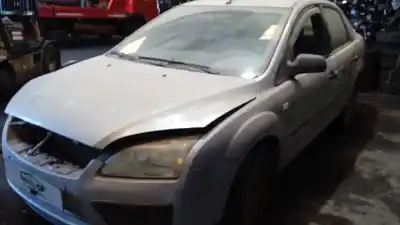 Veículo de Sucata ford focus berlina (cap) ghia do ano 2006 alimentado kkda