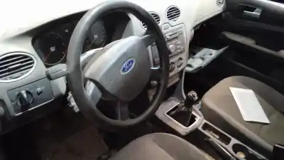 Veículo de Sucata ford focus berlina (cap) ghia do ano 2006 alimentado kkda