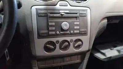 Veículo de Sucata ford focus berlina (cap) ghia do ano 2006 alimentado kkda