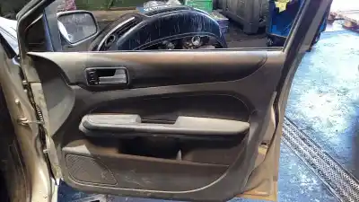 Veículo de Sucata ford focus berlina (cap) ghia do ano 2006 alimentado kkda