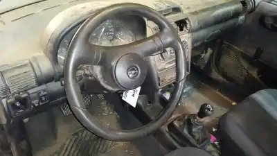 Veículo de Sucata opel corsa b 1.0 eco do ano 1998 alimentado x10xe