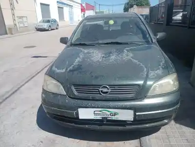 Vehículo de desguace OPEL ASTRA G BERLINA Club del año 2000 con motor Z16SE