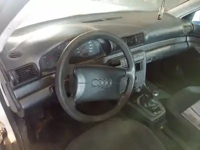 Veicolo di demolizione audi a4 berlina (b5) 1.9 tdi dell'anno 1995 alimentato 1z