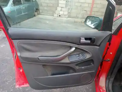 Здавання транспортного засобу ford c-max (cb3) ghia року 2008 потужний hhda