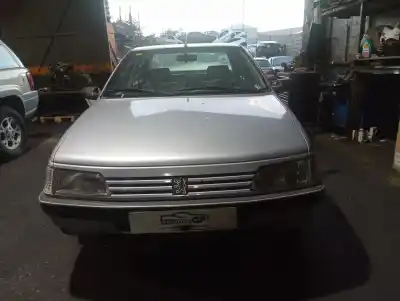 Sloopvoertuig PEUGEOT 405 BERLINA Clim van het jaar 1993 aangedreven LFZ