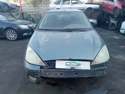 Vehículo de desguace FORD FOCUS BERLINA (CAK) Ambiente del año 2002 con motor C9DB