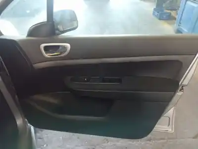 Здавання транспортного засобу peugeot 307 break/sw (s2) sw pack року 2005 потужний 9hy
