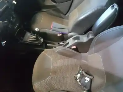 Veículo de Sucata citroen c3 exclusive do ano 2012 alimentado 9h06