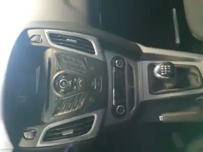 Veículo de Sucata ford focus lim. (cb8) sport do ano 2013 alimentado m1da