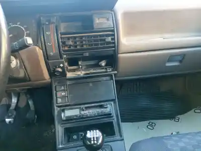 Veicolo di demolizione renault r 11 tse dell'anno 1987 alimentato c2j