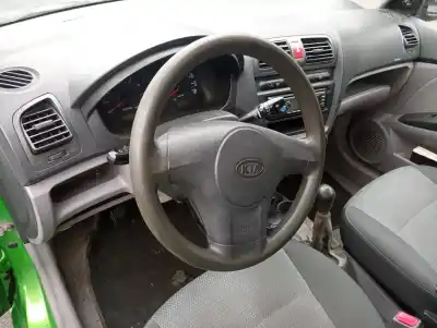 Veículo de Sucata kia picanto 1.1 active do ano 2004 alimentado g4hg