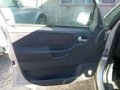 Veicolo di demolizione opel meriva cosmo dell'anno 2004 alimentato y17dt