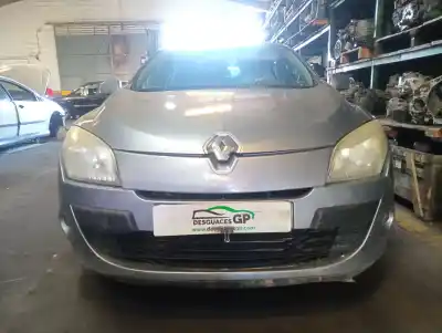 Sloopvoertuig RENAULT MEGANE III BERLINA 5 P Dynamique van het jaar 2010 aangedreven K9K