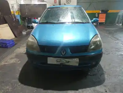 Здавання транспортного засобу RENAULT CLIO II FASE II (B/CB0) Authentique року 2001 потужний K9K