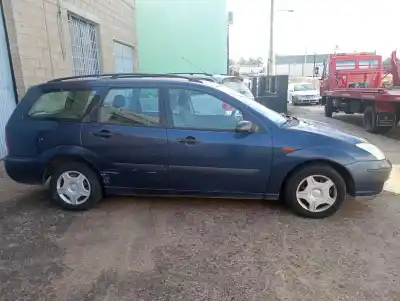 Veículo de Sucata ford focus turnier (cak) ghia do ano 2003 alimentado c9db