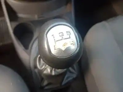 Veículo de Sucata ford focus turnier (cak) ghia do ano 2003 alimentado c9db