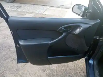 Veículo de Sucata ford focus turnier (cak) ghia do ano 2003 alimentado c9db