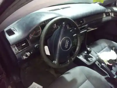 Veículo de Sucata audi a6 avant (4b5) 2.5 tdi do ano 2002 alimentado aym
