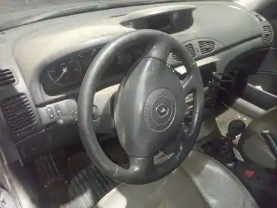 Здавання транспортного засобу renault laguna ii (bg0) authentique року 2006 потужний f9q