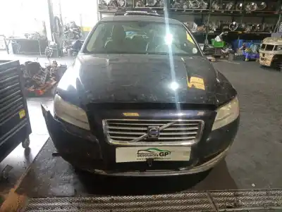 Véhicule à la ferraille VOLVO S80 BERLINA 2.4 Diesel CAT de l'année 2009 alimenté D5244T