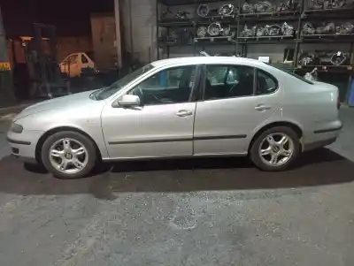 Veículo de Sucata seat toledo (1m2) executive do ano 2000 alimentado agz