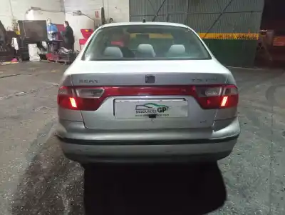 Veículo de Sucata seat toledo (1m2) executive do ano 2000 alimentado agz