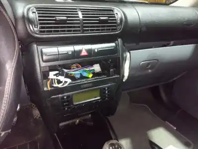 Veículo de Sucata seat toledo (1m2) executive do ano 2000 alimentado agz