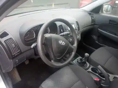 Scrapping Vehicle hyundai i30 classic of the year 2009 powered g4fa