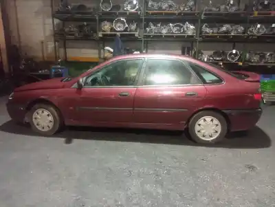 Sloopvoertuig renault laguna (b56) 2.0 d rn (b56f/g) van het jaar 1996 aangedreven g8t