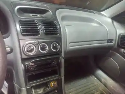 Sloopvoertuig renault laguna (b56) 2.0 d rn (b56f/g) van het jaar 1996 aangedreven g8t