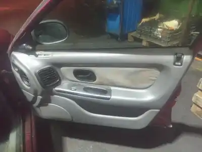 Sloopvoertuig renault laguna (b56) 2.0 d rn (b56f/g) van het jaar 1996 aangedreven g8t