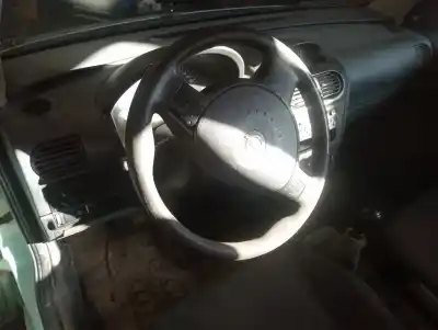 Здавання транспортного засобу opel corsa c club року 2002 потужний z12xe