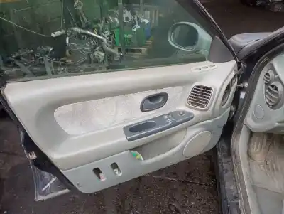 Veículo de Sucata renault laguna (b56) 2.2 dt rxe do ano 1999 alimentado g8t760