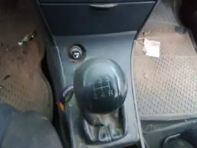 Scrapping Vehicle toyota corolla (e12) 2.0 d-4d linea sol berlina of the year 2003 powered 1cdftv