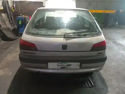 Vehículo de desguace peugeot 306 berlina 3/4/5 puertas (s2) boulebard del año 1998 con motor djy