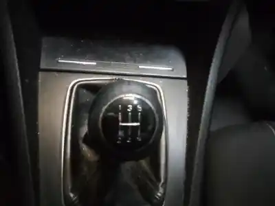 Veicolo di demolizione audi a4 berlina (8e) 1.9 tdi (96kw) dell'anno 2001 alimentato awx