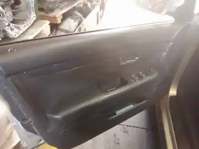 Veicolo di demolizione audi a4 berlina (8e) 1.9 tdi (96kw) dell'anno 2001 alimentato awx