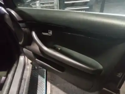 Veículo de Sucata audi a4 berlina (8e) 1.9 tdi (96kw) do ano 2003 alimentado avf