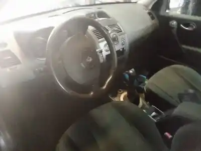 Здавання транспортного засобу renault megane ii berlina 5p 1.6 16v 113 cv / 83 kw року 2004 потужний k4m760