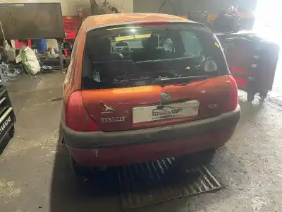 Scrapping Vehicle renault clio ii fase i (b/cbo) 1.6 initiale (b/cbod) 90 cv / 66 kw of the year 2000 powered k7m
