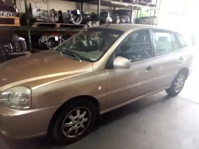 Vehicul casat kia rio ls berlina al anului 2004 alimentat a3d