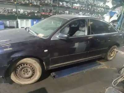 Veículo de Sucata audi a6 berlina (4b2) 2.8 do ano 1998 alimentado ack